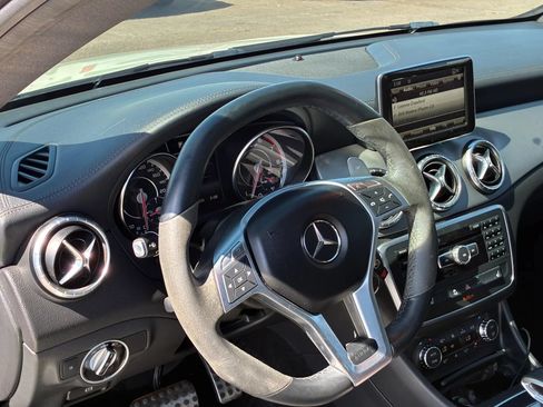 Used 2014 Mercedes-Benz CLA 45 AMG 4MATIC image 17