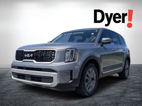 Certified 2025 Kia Telluride LX FWD image 9