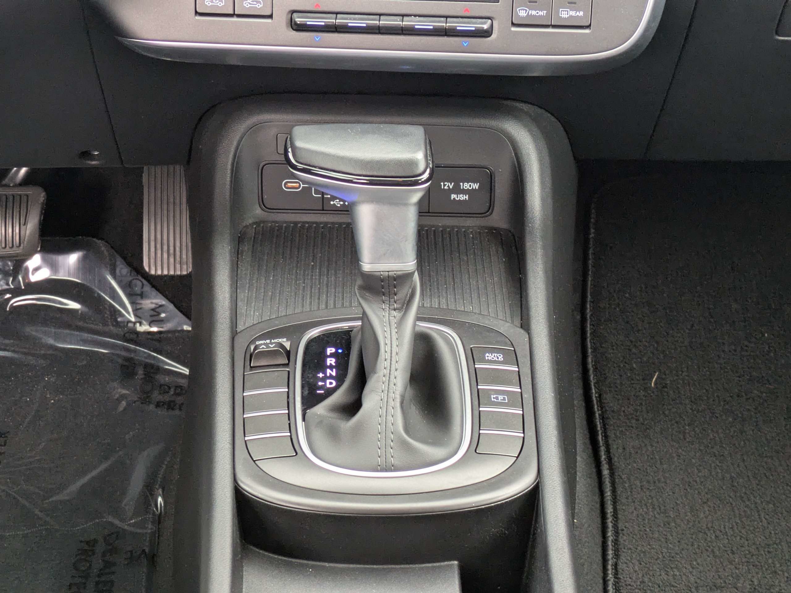 Used 2024 Hyundai Kona SEL FWD image 17