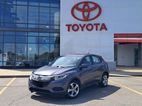 Used 2019 Honda HR-V LX image 1