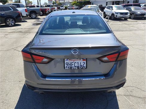 Used 2020 Nissan Altima 2.5 SR FWD image 11