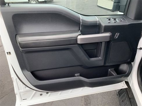 Used 2020 Ford F150 XLT w/ Equipment Group 302A Luxury image 22