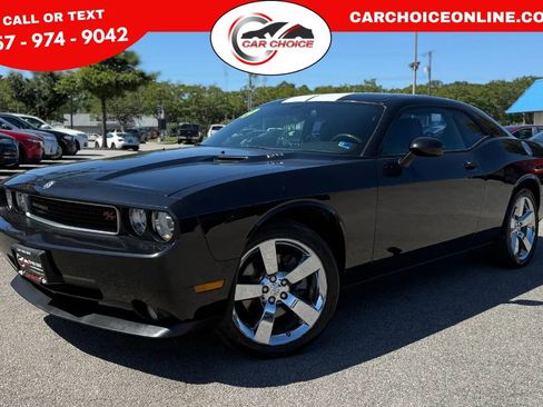 Used 2009 Dodge Challenger R/T RWD image 1