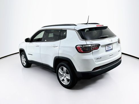 Used 2022 Jeep Compass Latitude w/ Convenience Group AWD/4WD image 7