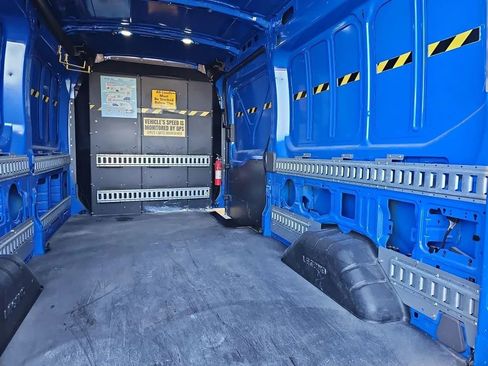 Used 2020 Ford Transit 250 Medium Roof image 23
