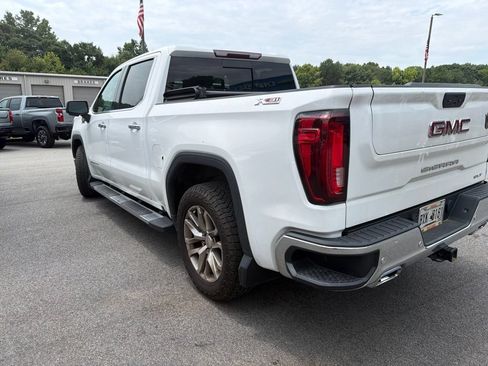 Used 2021 GMC Sierra 1500 SLT w/ SLT Premium Plus Package AWD/4WD image 5
