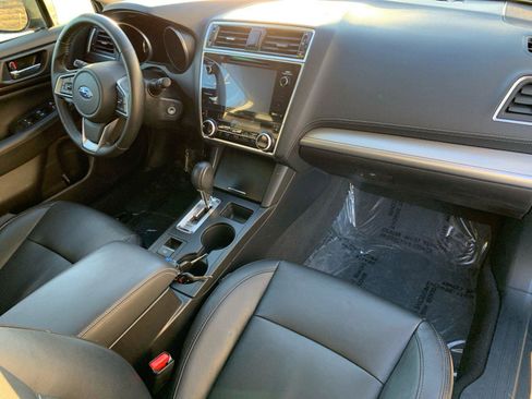 Used 2018 Subaru Outback 2.5i Premium image 14