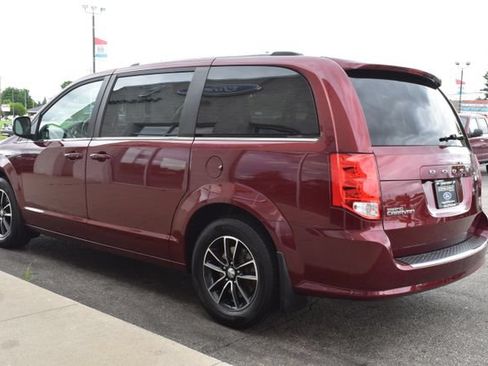 Used 2019 Dodge Grand Caravan SXT FWD image 14
