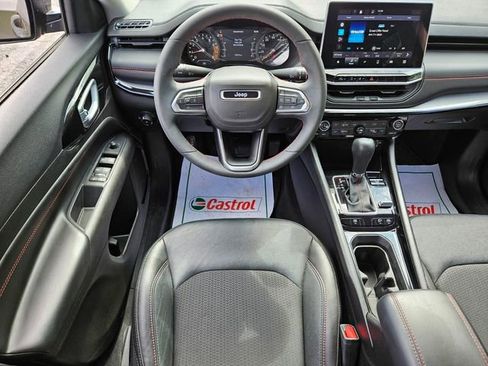 Used 2022 Jeep Compass Trailhawk image 11