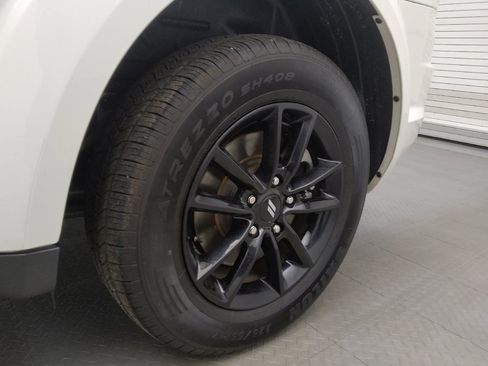 Used 2020 Dodge Journey SE w/ SE Popular Equipment Group image 31