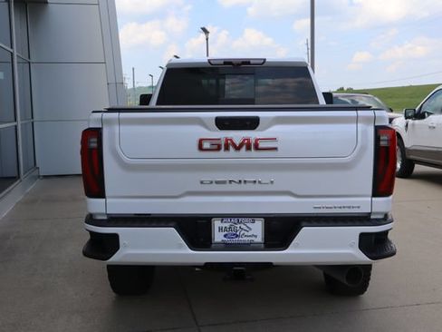 Used 2024 GMC Sierra 2500 Denali w/ Denali Reserve Package AWD/4WD image 4