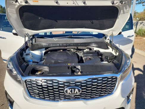 Used 2019 Kia Sorento SX image 21