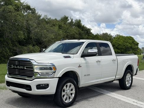 Used 2021 RAM 2500 Laramie AWD/4WD image 1