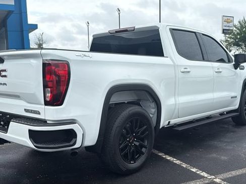 Used 2024 GMC Sierra 1500 Elevation AWD/4WD image 7