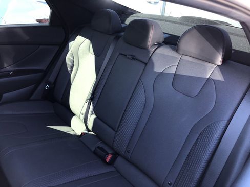 Used 2023 Hyundai Elantra N Line image 10