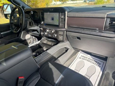 New 2026 Ford F250 Platinum image 16