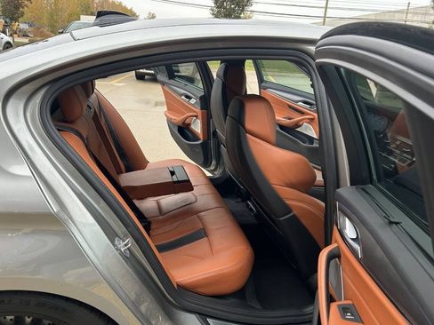 Used 2019 BMW M5 w/ Executive Package image 27