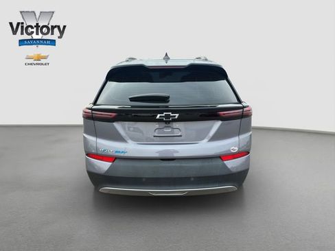 Used 2022 Chevrolet Bolt EUV LT w/ Comfort Package image 6