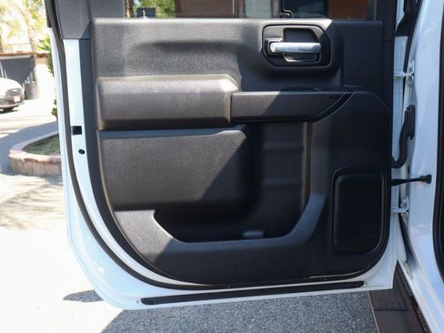 Used 2021 Chevrolet Silverado 2500 Custom w/ Custom Value Package AWD/4WD image 35