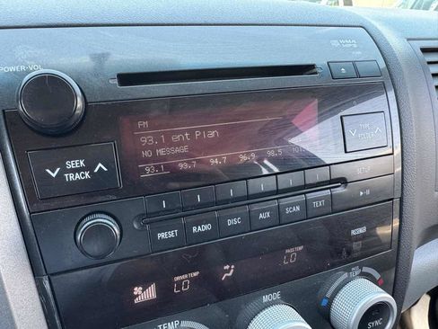 Used 2012 Toyota Sequoia SR5 AWD/4WD image 31