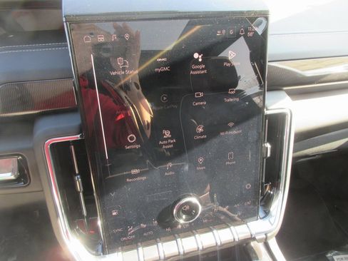 New 2026 GMC Yukon Elevation image 19