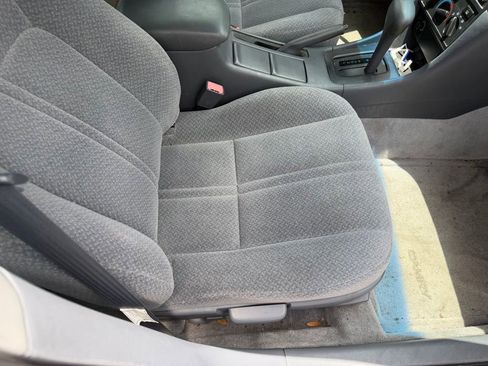Used 2000 Toyota Camry LE FWD image 16