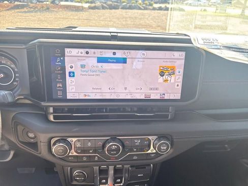 New 2025 Jeep Wrangler Rubicon w/ Convenience Group image 19