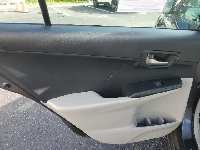 Used 2013 Toyota Camry LE FWD image 7