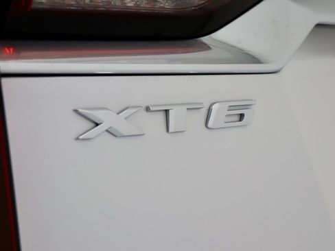 Used 2022 Cadillac XT6 Premium Luxury image 26