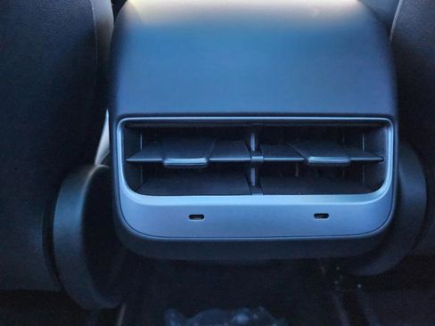 Used 2023 Tesla Model Y Long Range image 56