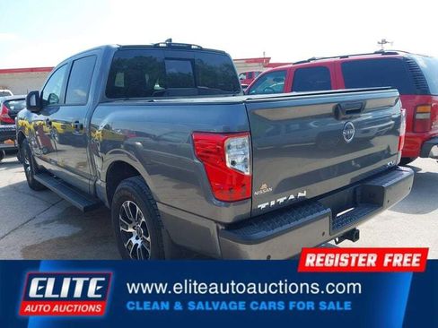 Used 2024 Nissan Titan SV w/ SV Convenience Package image 5