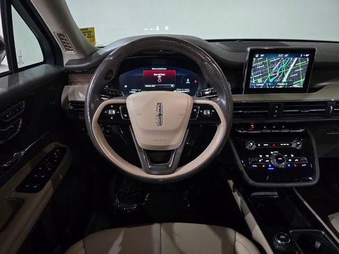 Used 2022 Lincoln Corsair Reserve w/ Equipment Group 201A image 21