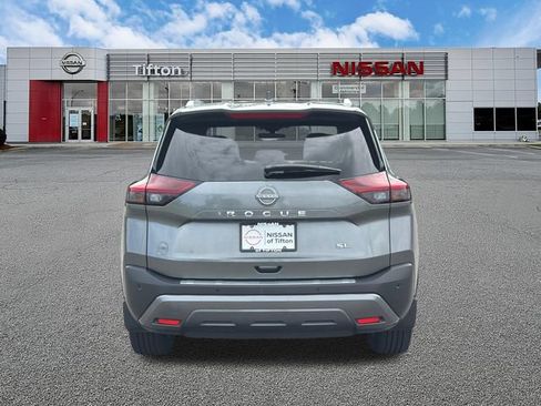 Used 2023 Nissan Rogue SL w/ SL Premium Package FWD image 6