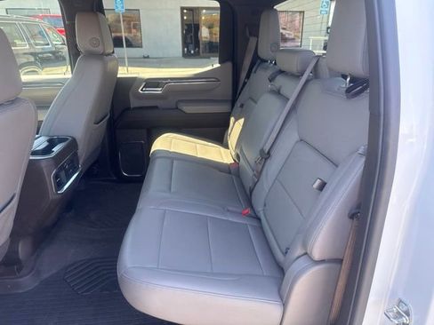 Used 2024 Chevrolet Silverado 1500 LTZ AWD/4WD image 22