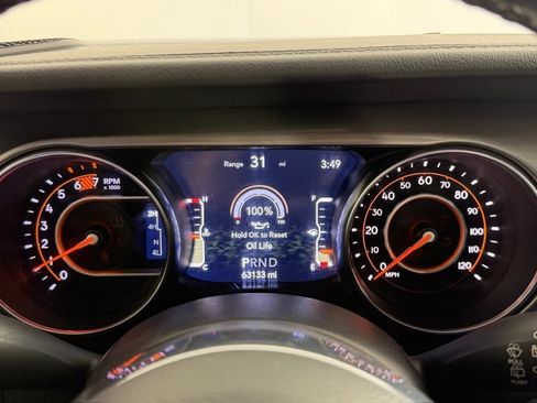 Used 2020 Jeep Wrangler Unlimited Sahara AWD/4WD image 40