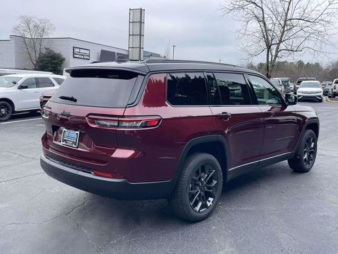 New 2025 Jeep Grand Cherokee L Limited AWD/4WD image 9