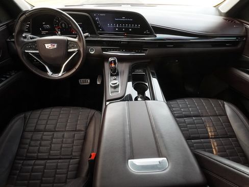 Used 2023 Cadillac Escalade V AWD/4WD image 12