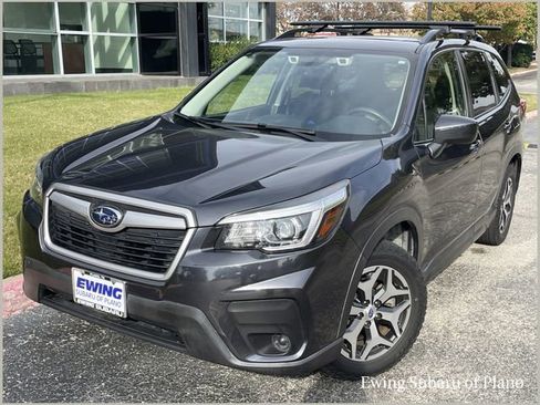 Used 2019 Subaru Forester Premium image 1