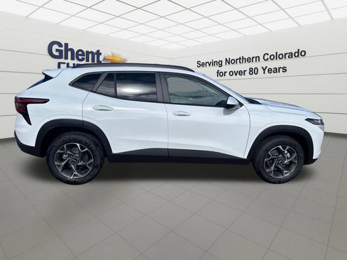 New 2026 Chevrolet Trax LT w/ Driver Confidence Package image 6
