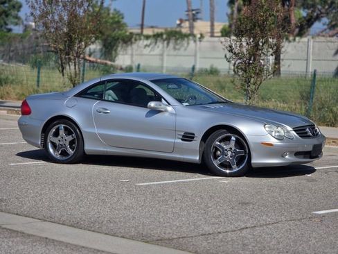 Used 2004 Mercedes-Benz SL 500 image 2
