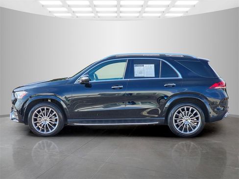 Used 2021 Mercedes-Benz GLE 350 w/ AMG Line Exterior image 3