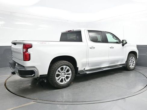 Used 2023 Chevrolet Silverado 1500 LTZ AWD/4WD image 7
