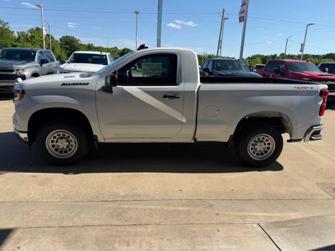 New 2026 Chevrolet Silverado 1500 W/T w/ WT Safety Package AWD/4WD image 4