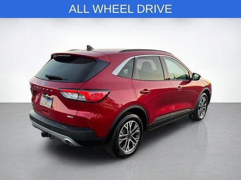 Certified 2020 Ford Escape SEL AWD/4WD image 3