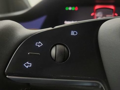 Used 2024 Tesla Model X AWD/4WD image 83