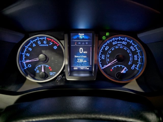 Used 2021 Toyota Tacoma TRD Off-Road AWD/4WD image 17