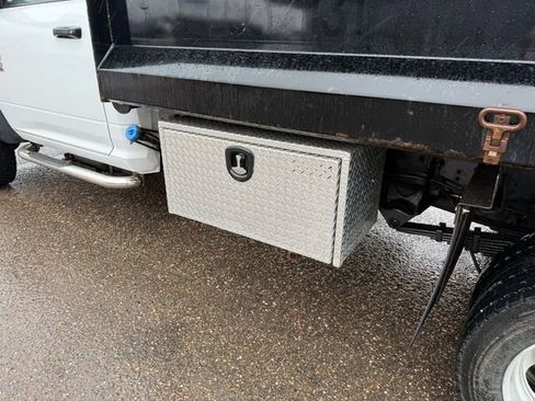 Used 2018 RAM 5500 Tradesman w/ Power & Remote Entry Group image 11