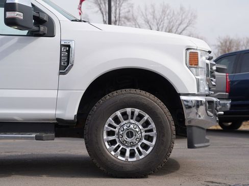 Used 2021 Ford F250 XLT w/ XLT Premium Package image 11