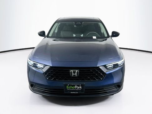 Used 2025 Honda Accord SE image 2