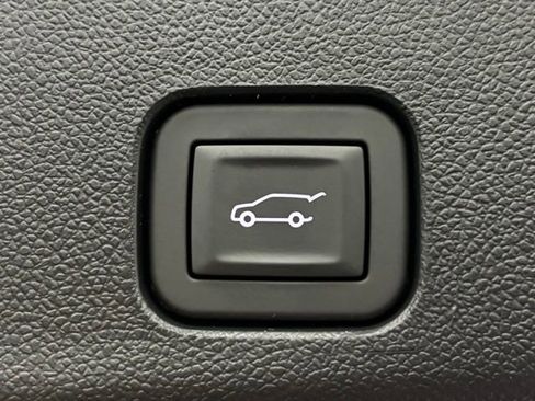 New 2026 GMC Acadia Denali Ultimate AWD/4WD image 15
